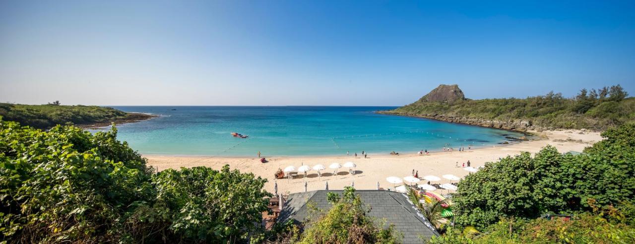 Caesar Park Hotel Kenting Exterior photo View of the beach