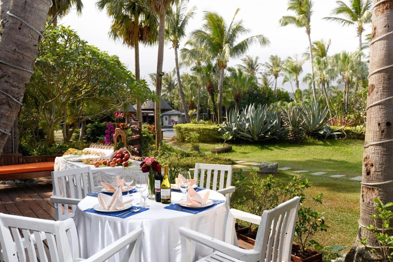 Caesar Park Hotel Kenting Exterior photo The Royal Garden